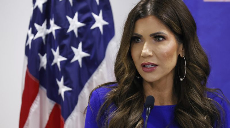 Demócratas piden la dimisión de la secretaria de Seguridad y acabar con el ICE