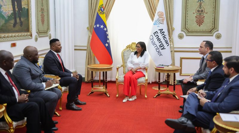 Delcy Rodríguez llama «socio y amigo» a Trump y le pide cesar el bloqueo contra Venezuela